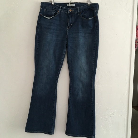 Signature by Levi Strauss & Co. Mid-Rise Bootcut Jeans - Size 16S - Dark Wash - Picture 2 of 10